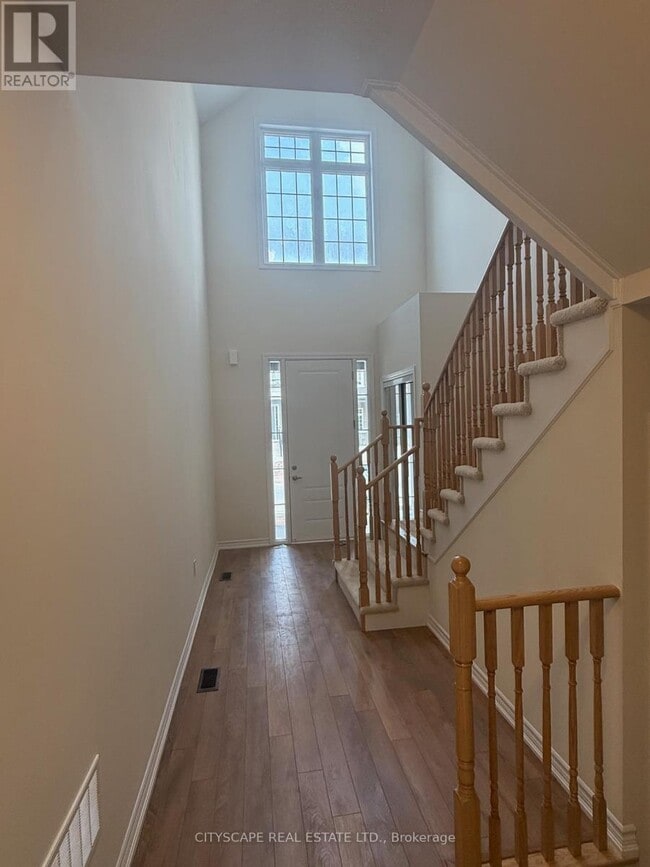 Building Photo - 135 SANDERS Rd