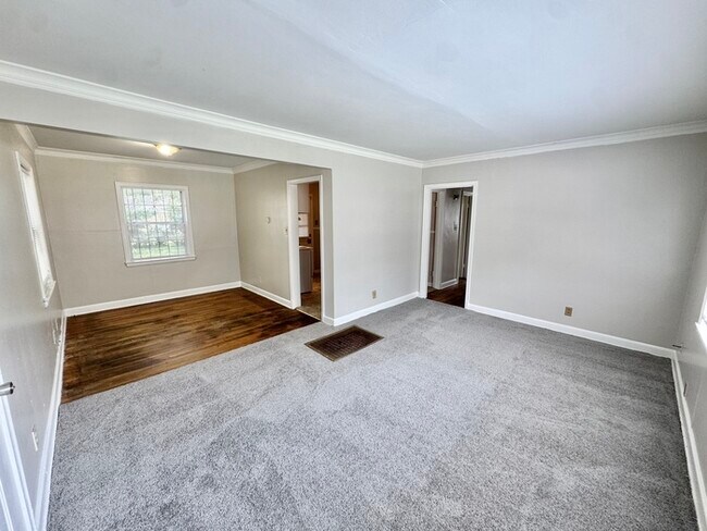 Foto del edificio - 1068 Railton Rd