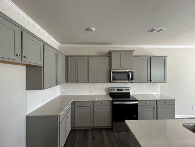 Building Photo - 5135 Tulip Sq