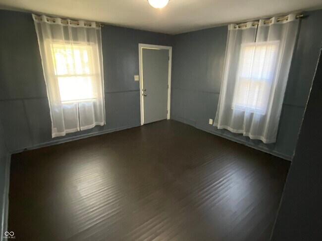 Foto del edificio - 1111 Medford Ave