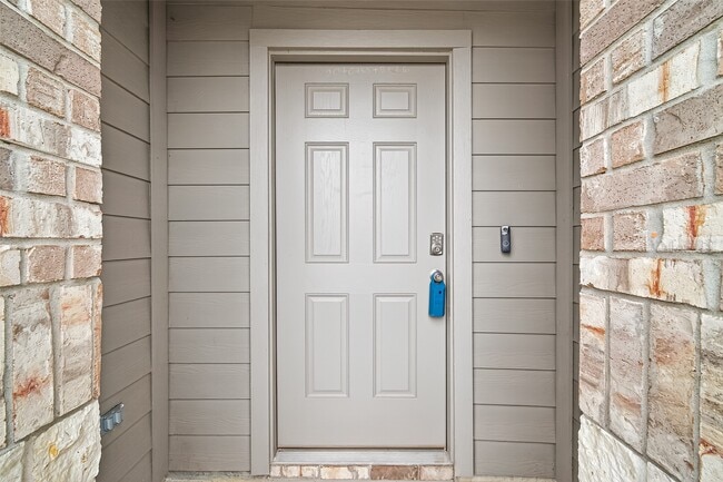 Building Photo - 14739 Blackbrush Mnr