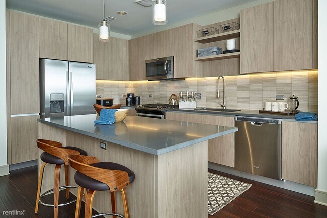 Building Photo - 1 br, 1 bath Condo - 2300 Wolf St