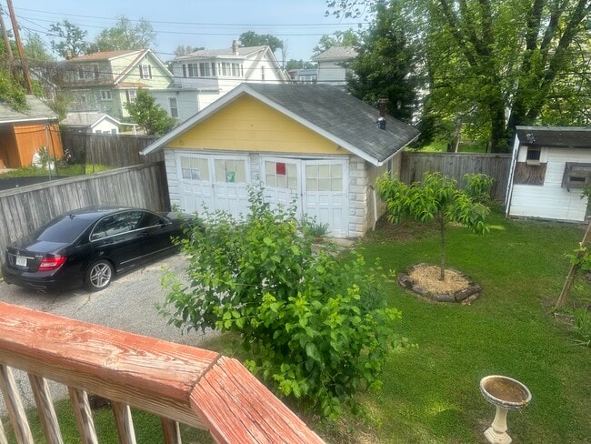 Building Photo - 2912 Westfield Ave