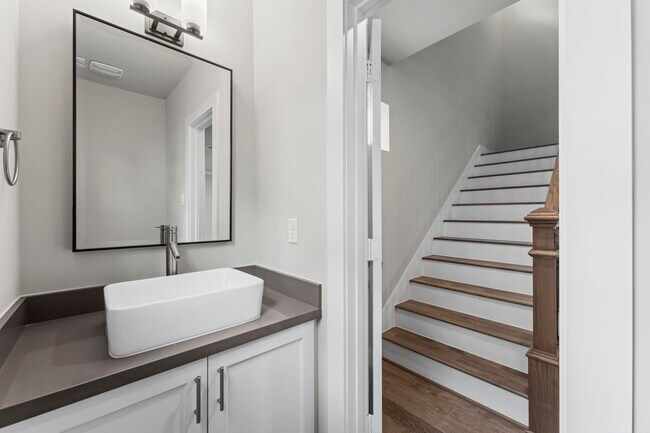 Foto del edificio - 954 Fisher St