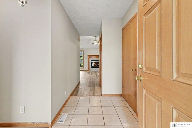 Building Photo - 15613 Timberlane Dr