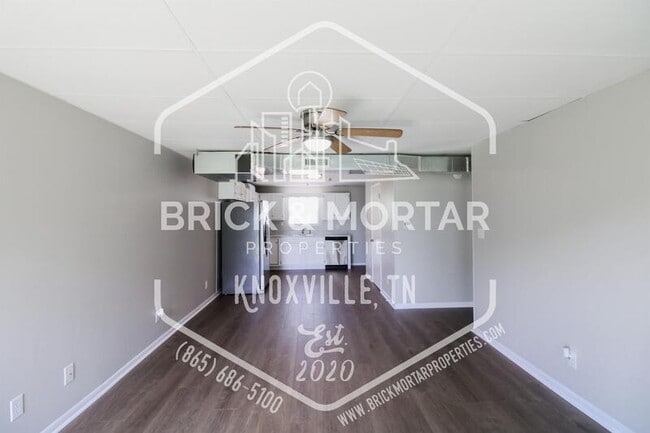 Building Photo - 161 Tallent Way