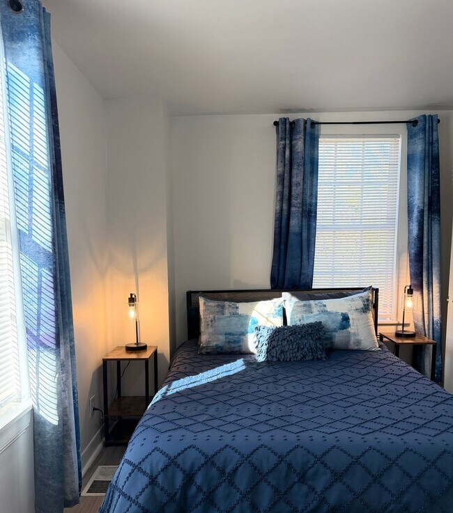 Foto del edificio - Furnished 2 bed 1 Bath Home
