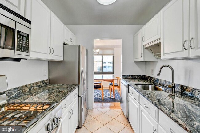 Building Photo - 5410 Connecticut Ave NW