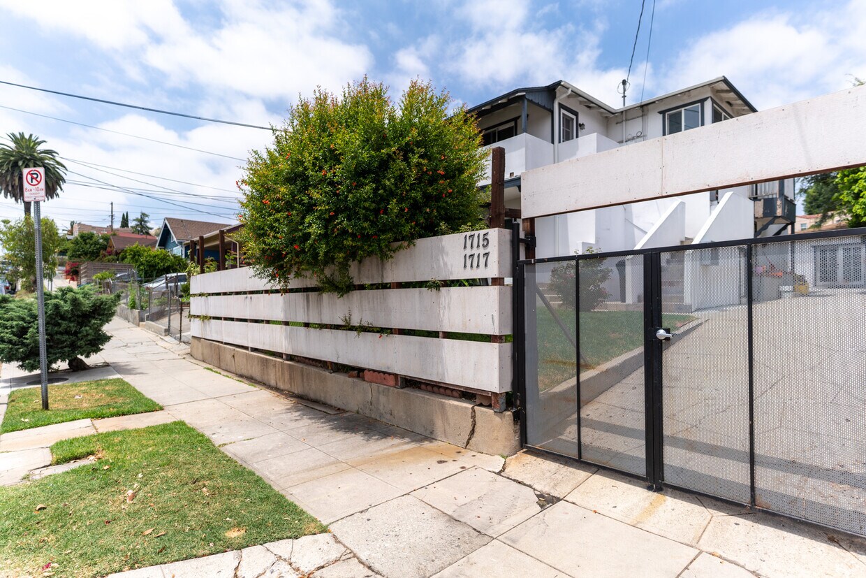 Foto principal - 1715 Scott Ave