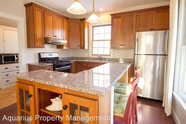 Building Photo - 3 br, 1 bath House - 73 Ashmont Street