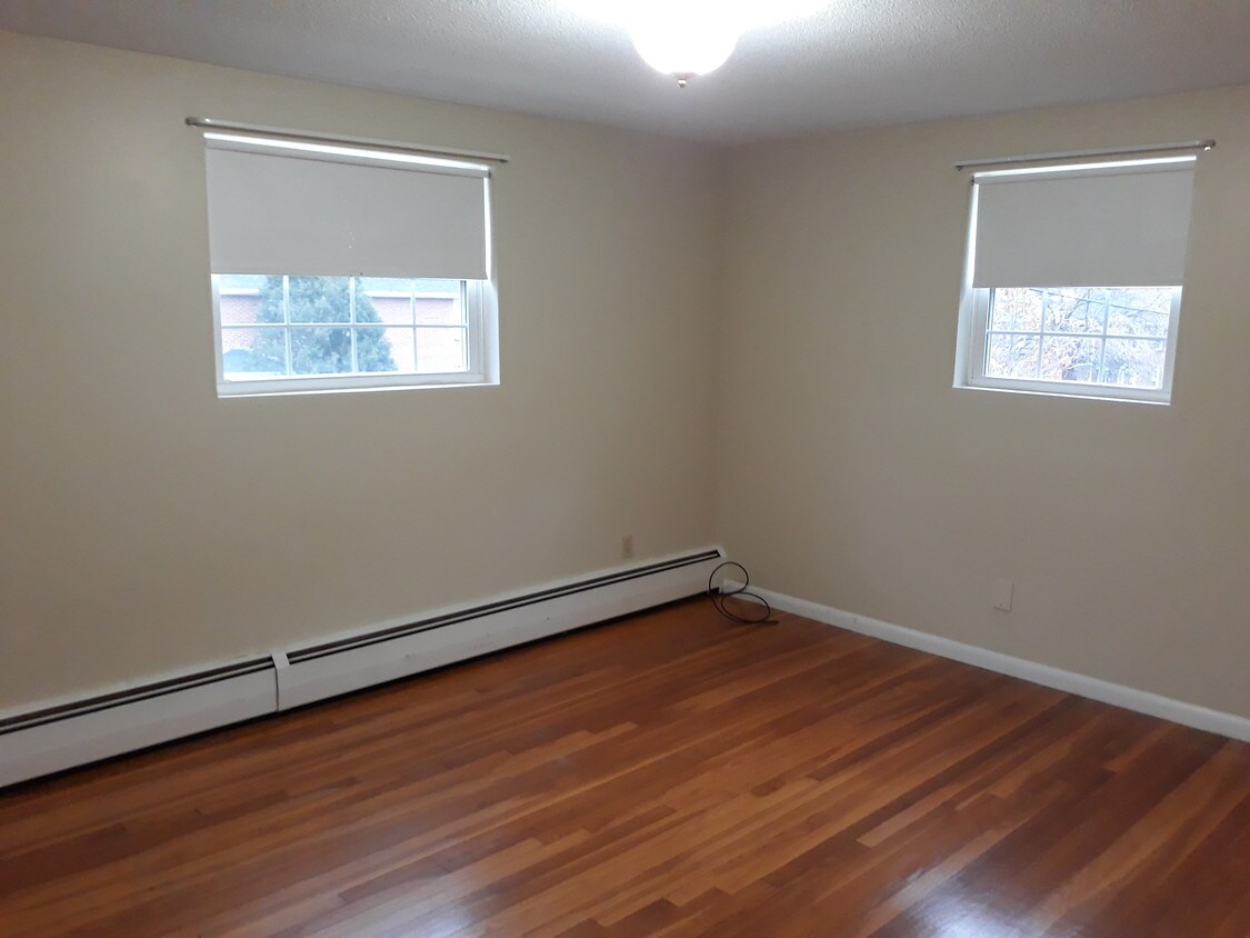 Foto principal - 49 Goldthwaite Rd