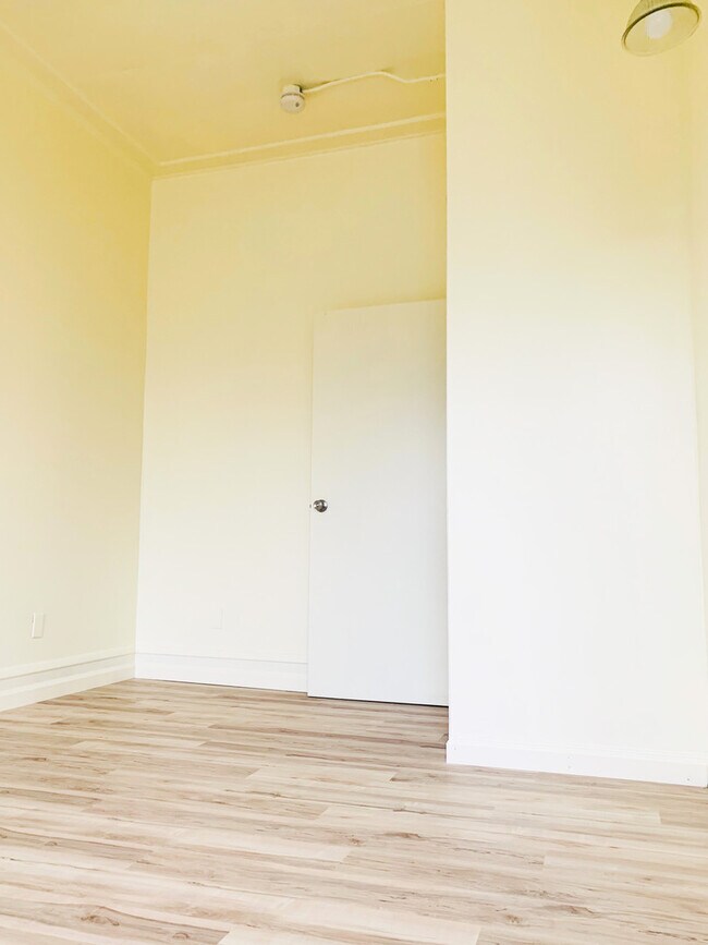 Foto del edificio - 148 N Champlain St