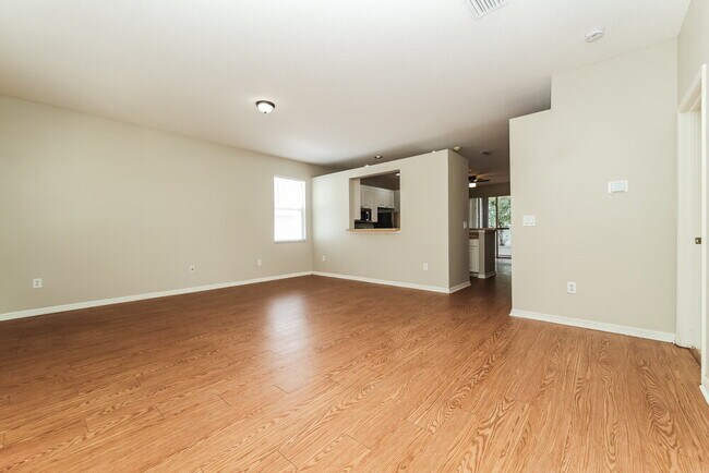 Foto del edificio - 12718 Bramfield Dr