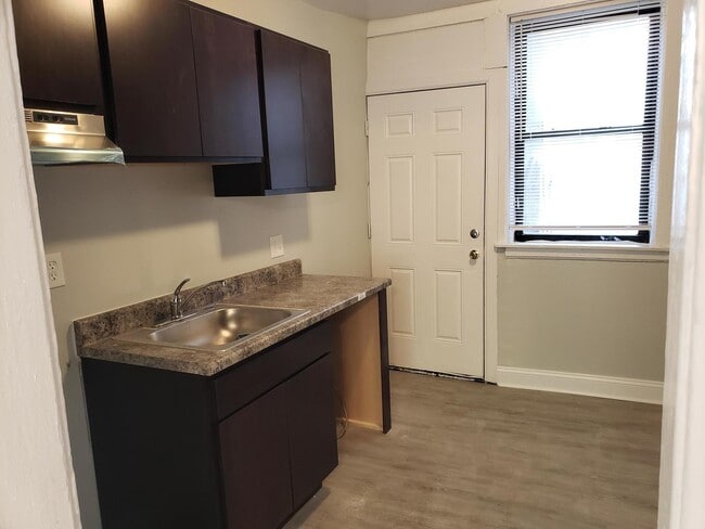 Foto del edificio - 7004 N Paulina St