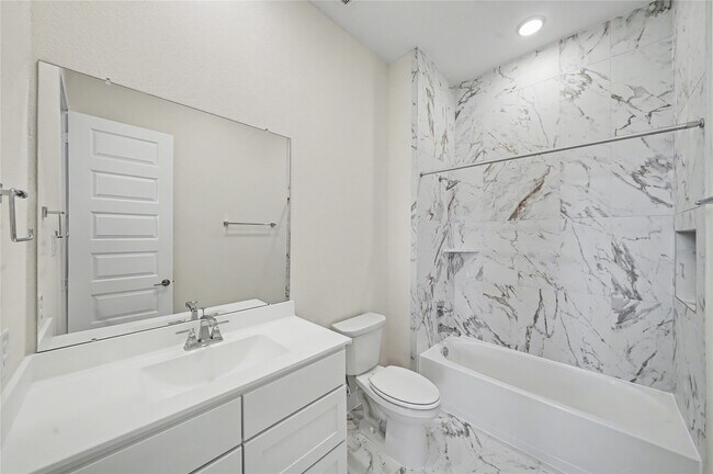 Foto del edificio - 5623 Logan Ridge Ln