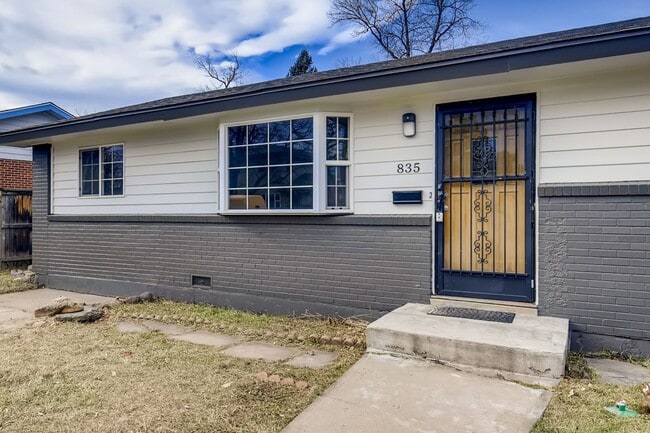 Photo - Recently Remodeled 4 bedroom, 2 bath Ranch Style Boulder House