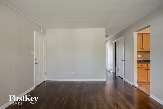 Foto del edificio - 3465 E 170th St