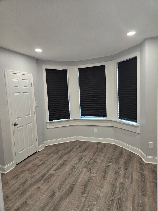 Dormitorio delantero - 3126 N 27th St