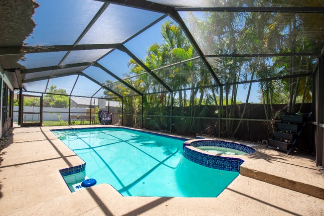 Foto del edificio - 502 Timber Bay Cir E