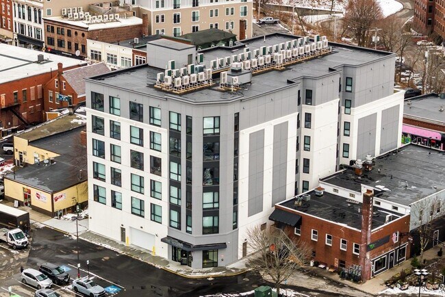 Foto del edificio - 55 N Main St