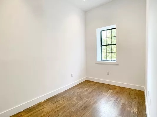 Building Photo - 57 Stagg St