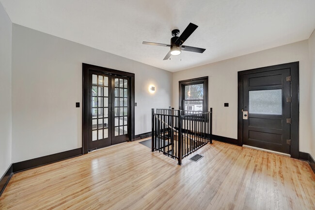 Building Photo - 216 N 25th St