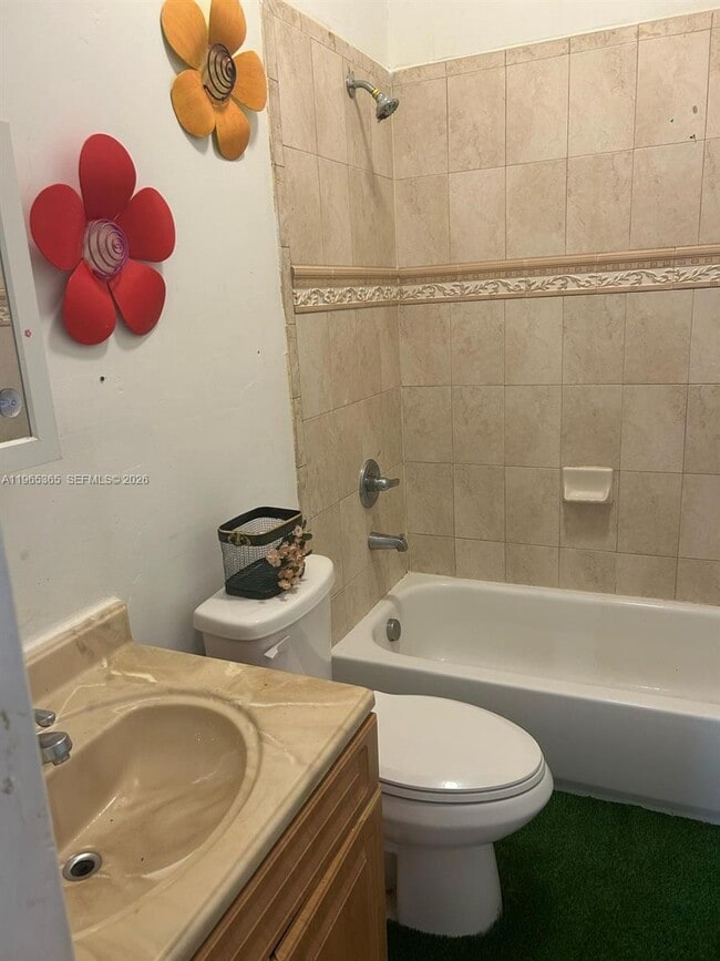 Foto del edificio - 2911 Buttonwood Ave