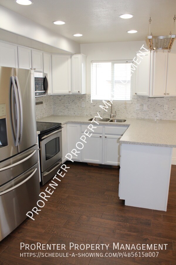 Foto del edificio - 1398 N 2585 W