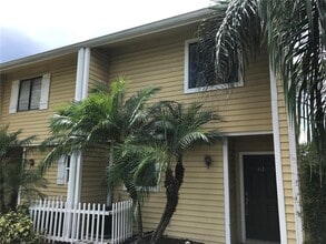 Building Photo - 22640 Watersedge Blvd