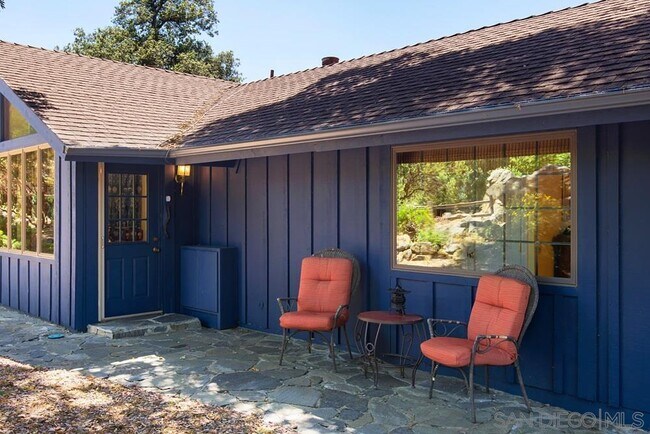 Building Photo - 1546 Oakforest Rd