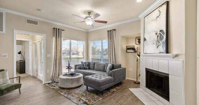 Foto del edificio - Ashford Apartments