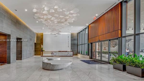 Foto del edificio - 68 SE 6th St