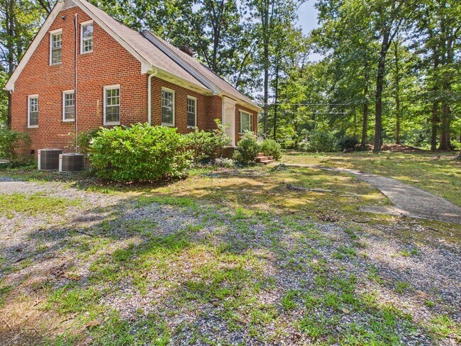 Foto del edificio - 2253 Brookwood Rd