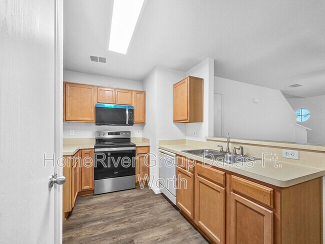 Building Photo - 5829 Giddyup Ln