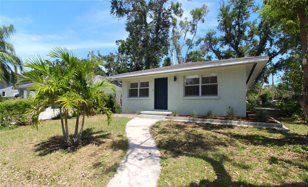 Primary Photo - 1802 Cocoanut Ave