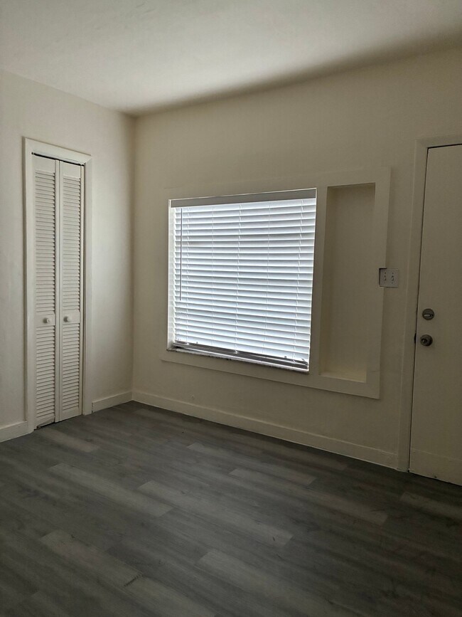 Foto del edificio - 3118 SW 22nd Terrace