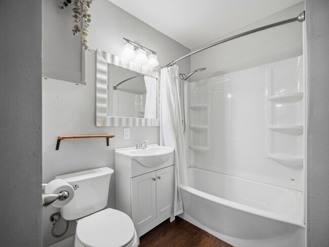 Foto del edificio - Updated Spokane Rental Home with 4 Bedrooms & Private Yard