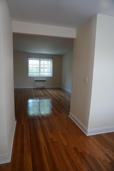 Building Photo - 1484 Terrace Cir