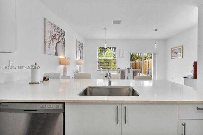 Foto del edificio - 29269 SW 162nd Ct