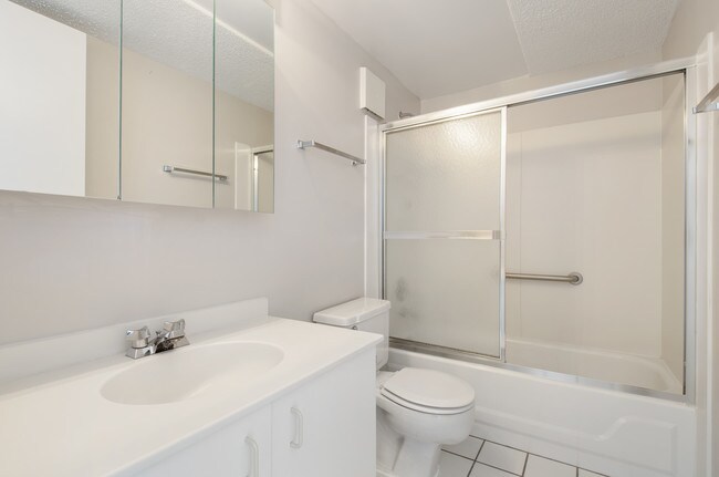Foto del edificio - 1770 1st St