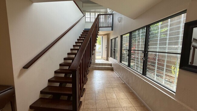 Foto del edificio - *Charming 1BR/1BA Cottage in the Lani Kai ...