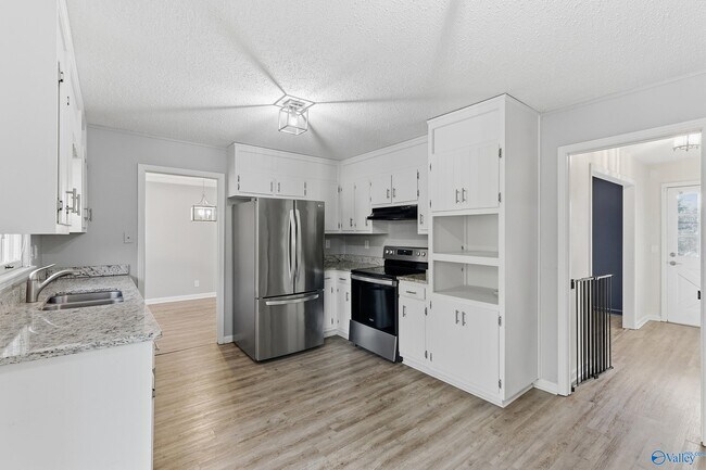 Foto del edificio - 11303 Mountain Crest Dr SE