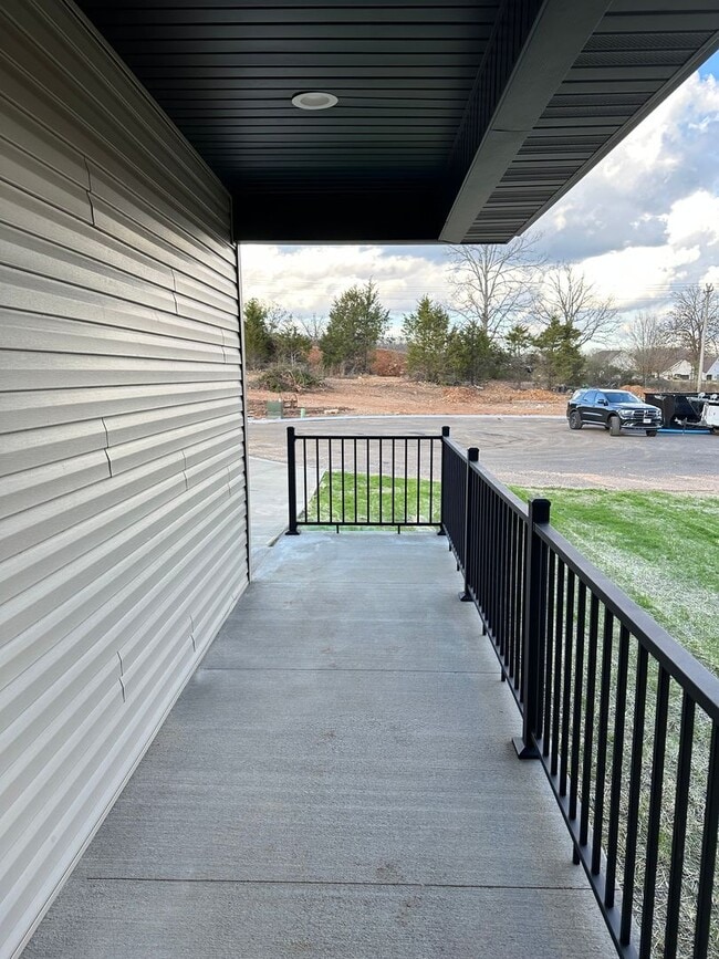 Building Photo - NEW CONSTRUCTION 5 Bed 3 Bath w/ Walk Out Basement Waynesville School District