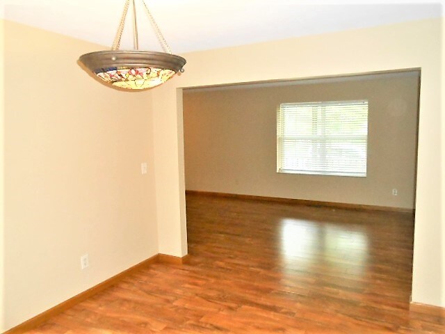Foto del edificio - 4846 Grove Pointe Drive