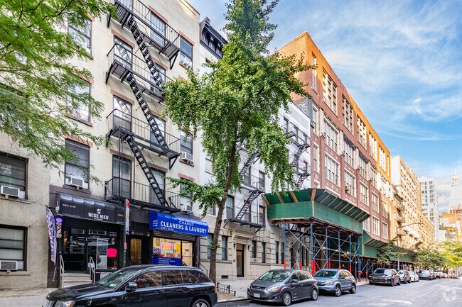 Foto del edificio - 236 E 24th St