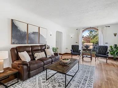 Foto del edificio - 1622 W Harding Way