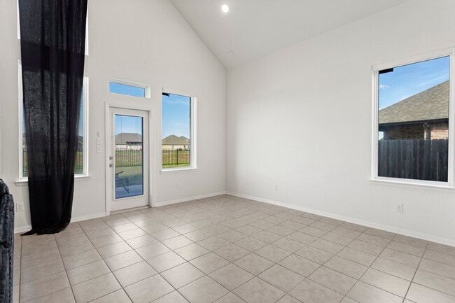 Building Photo - 413 Chardonnay Dr