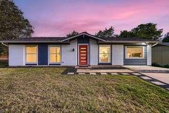 Building Photo - 2409 Campden Dr