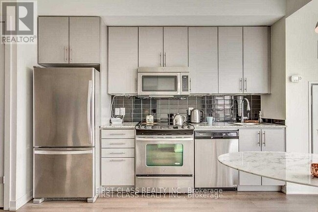 Building Photo - 60 Berwick Ave