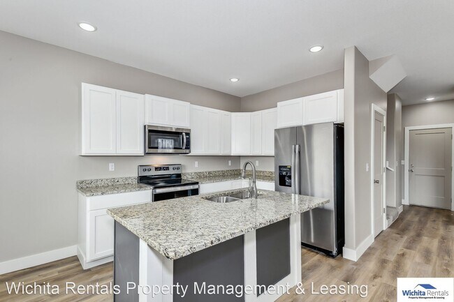 Foto del edificio - 4 br, 2.5 bath House - 7329 E. 34th St. N.